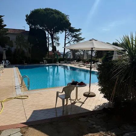Alexsohouse Il Mare 아파트